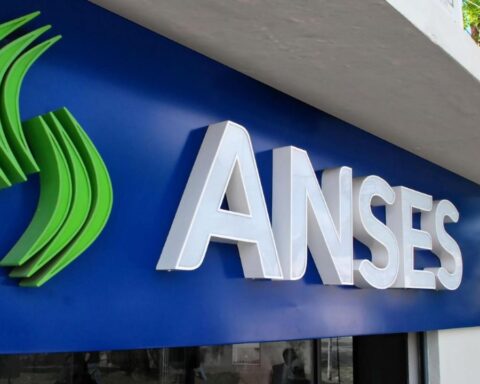 ANSES confirmed the payment schedule for the month of March: who gets paid first