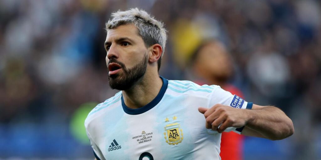 Agüero could go to the World Cup... as part of the Argentina coaching staff!