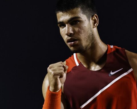 Alcaraz beats Berrettini again