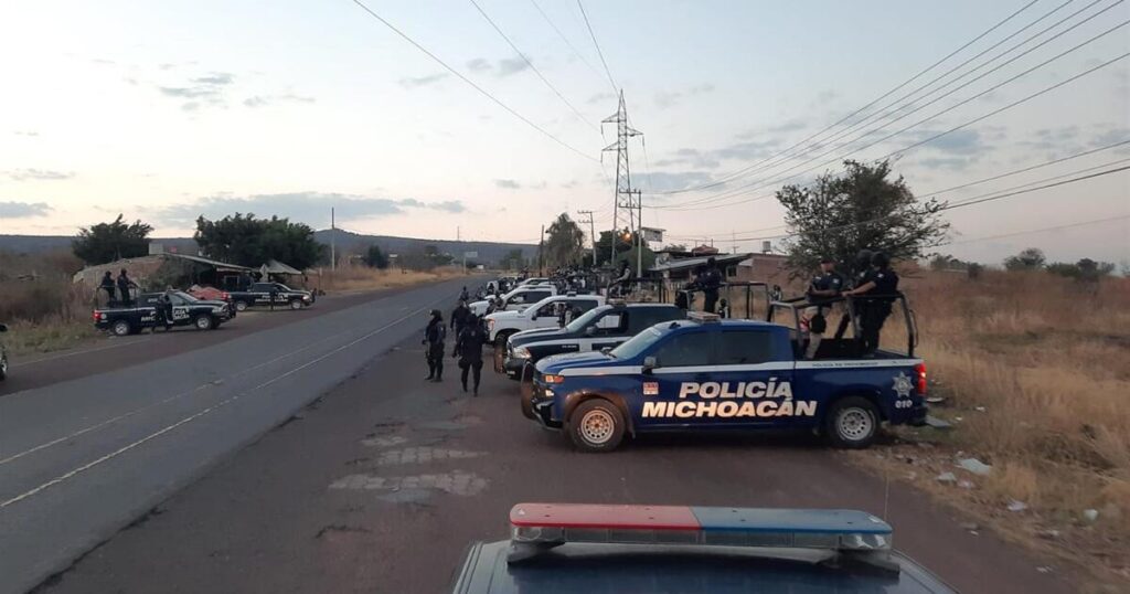 Armed command executes 17 people at a wake in Michoacán