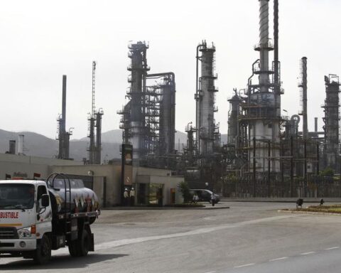 Association of taps asks to cancel the stoppage of La Pampilla Refinery