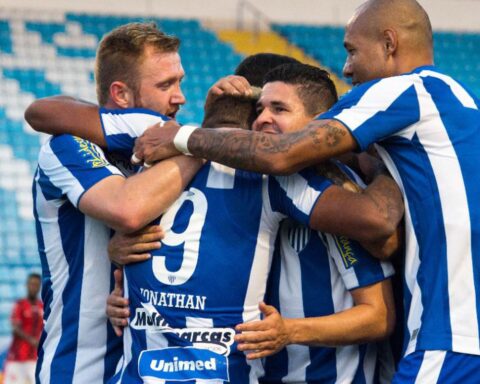 Avaí holds a tie with URT and advances to the 2nd phase of the Copa do Brasil