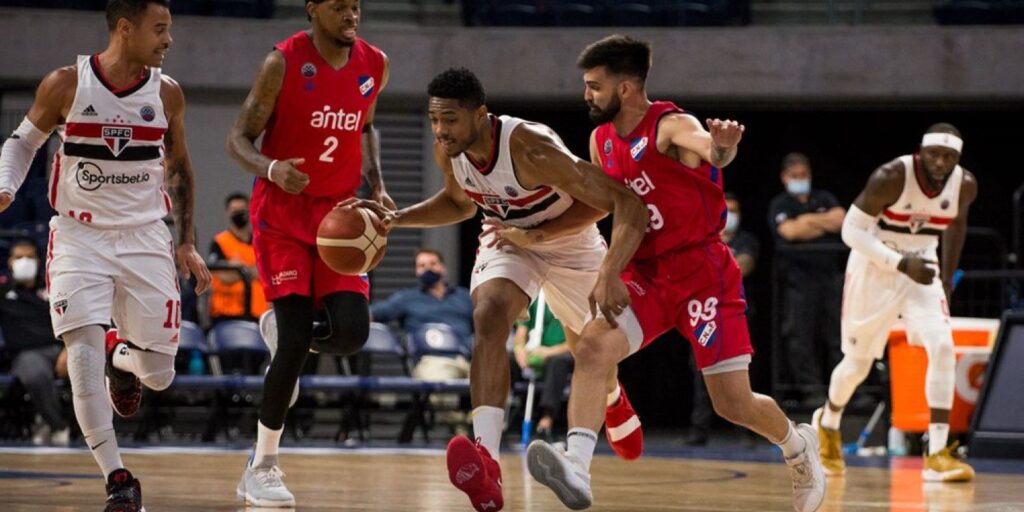 Basketball: Bruno Caboclo shines and São Paulo wins the 3rd in the Champions League