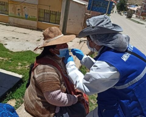 Bolivia reports 733 positive cases of covid and 23 deaths