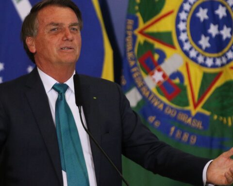 Bolsonaro meets with the President and Prime Minister of Hungary