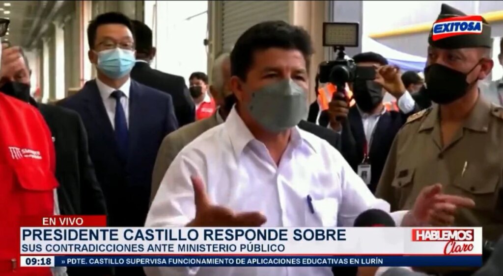 Castillo evades question about contradictions before the Prosecutor's Office: "This press is a joke"