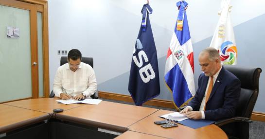 Chamber of Santo Domingo and Superintendency of Banks agree to exchange information