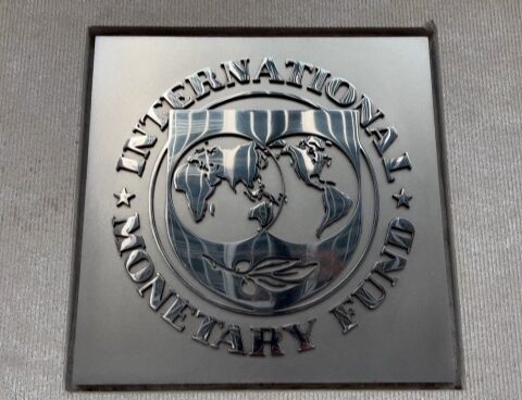 China agrees with Argentina: the IMF must review its surcharge policy