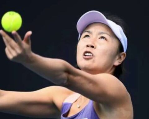 Chinese tennis player Peng Shuai met with IOC president and denies sexual assault