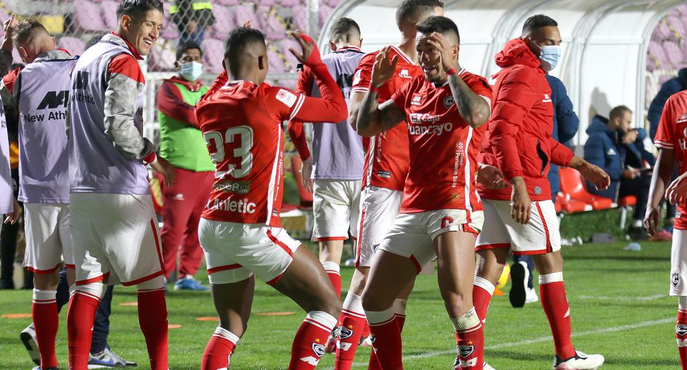 Cienciano 'gets into a dance' with Deportivo Municipal and wins 4-2 in Cusco (PHOTOS)