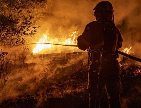 Civil Defense warns that "many fronts remain active" in the northeast of Corrientes