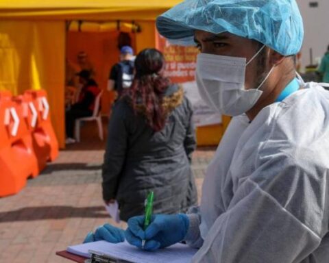 Covid in Colombia: 8,785 infections 207 deaths reported