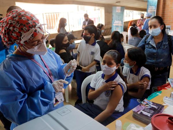 Covid: in one year, 63.7% of the Colombian population is immunized