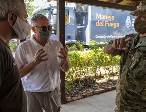 Defense and Environment coordinated with Corrientes authorities the fight against the fires