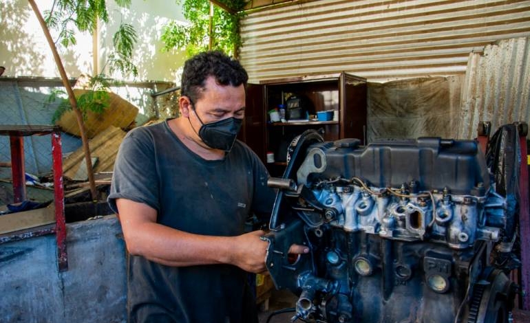 Deprived of liberty undertakes a mechanical workshop in prison