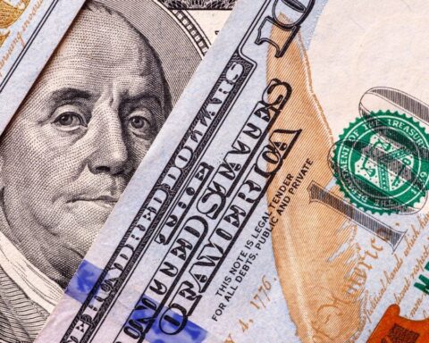 Dollar today: how much is the foreign currency trading for this Thursday, February 3