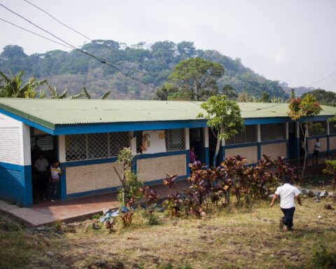 Families of San José de Cusmapa fear occupation of the Fabretto center