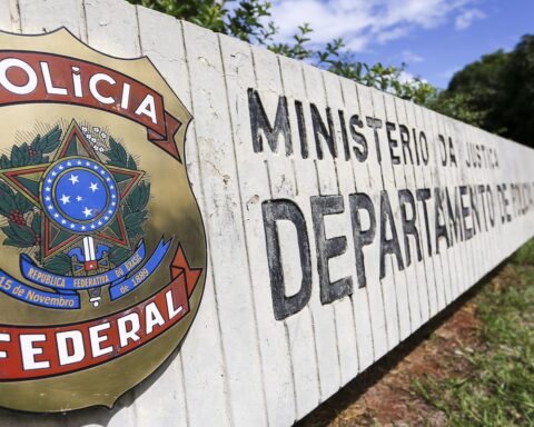 Federal Police and Army fight, in Rio, fraud in the purchase of weapons