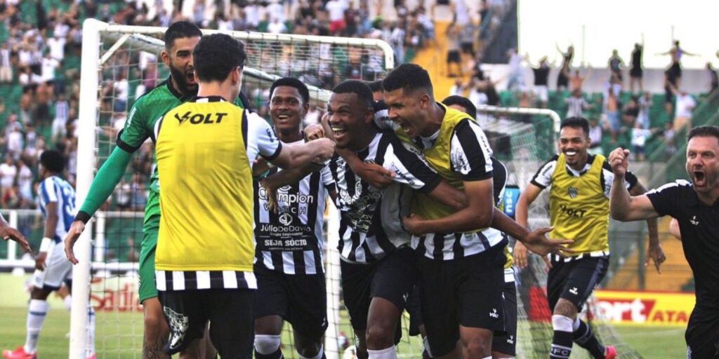 Figueirense thrashes and Avaí is close to the Z2 of the Catarinense Championship