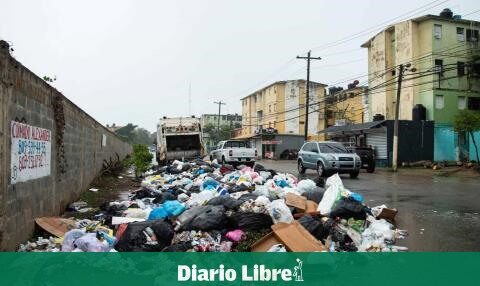 Garbage is still present in areas of Santo Domingo East