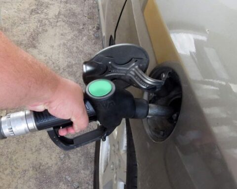 Gasoline and diesel increase 3 pesos per liter from this February 1