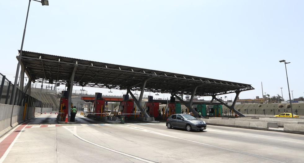 Government evaluates concessionaire contracts that raised toll rates "arbitrarily"