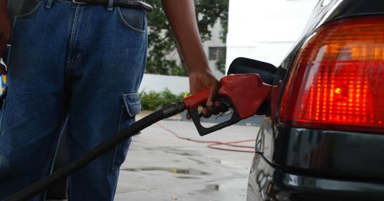 Government leaves fuel prices frozen again