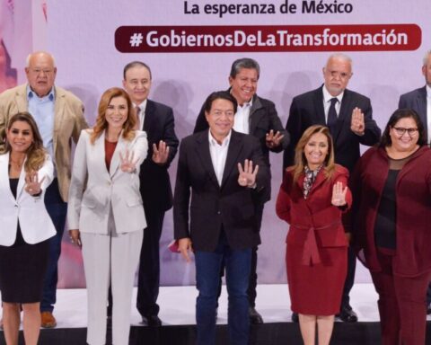 Governors of Morena close ranks in defense of AMLO