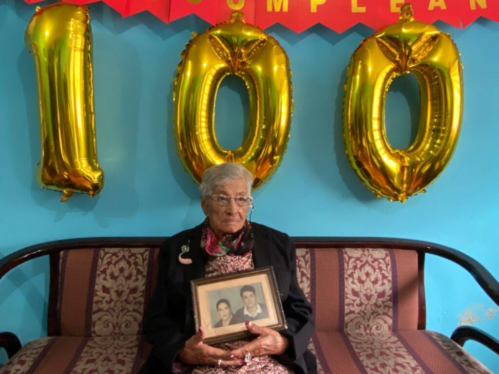 Granny turns 100 in the south of Quito