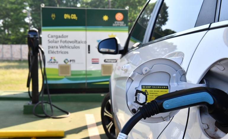 Green Route: the start-up of electric vehicle charging stations progresses