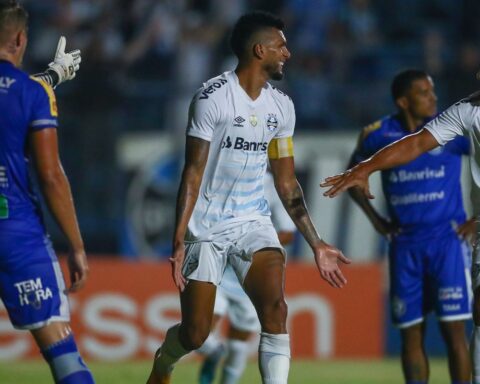 Grêmio keeps Gaúcho's winger with victory over Aimoré