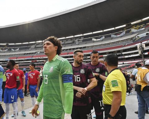 Herrera is not saved from criticism of Mexico