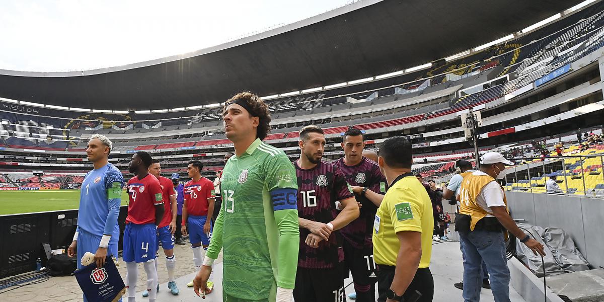 Herrera is not saved from criticism of Mexico