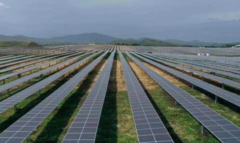 In 2021, only solar energy was added to the country's generation park