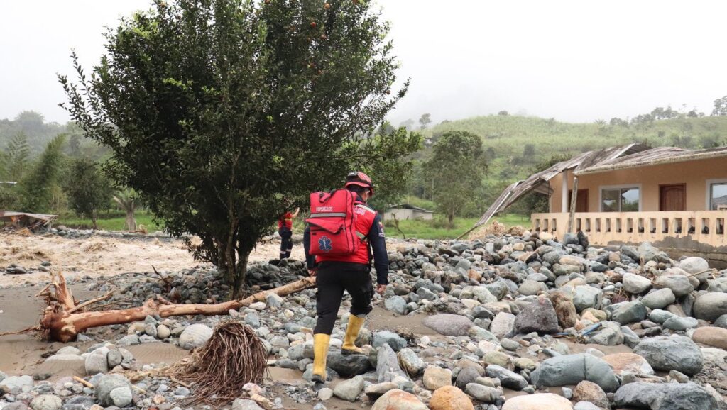 Impacto. Los daños más comunes tras las lluvias son desbordamientos de ríos, colapso de infraestructuras y deslaves.