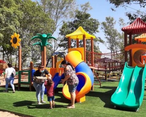 Inauguration of a new inclusive playground in Ñu Guasú