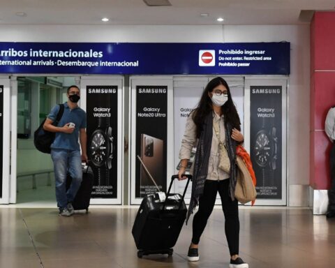 "Irresponsible and irrational": Aerolineas Argentinas condemned the strike of air traffic controllers