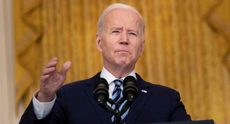 Joe Biden announces economic sanctions and export restrictions on Russia