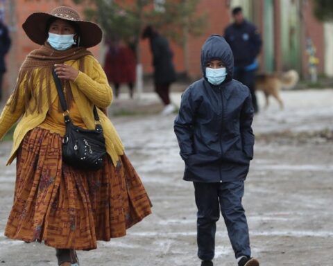 La Paz headquarters will analyze whether it is advisable to stop using chinstraps in open spaces