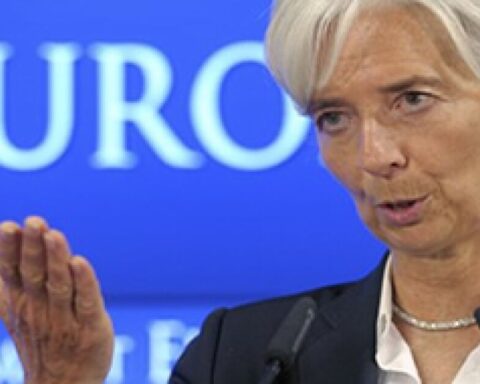 Lagarde calls to avoid premature conclusions on inflation