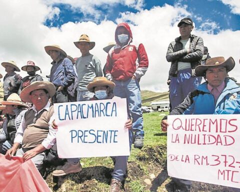 Las Bambas: Ccapacmarca community will continue with blockade, says leader