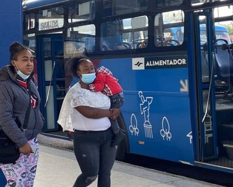 En Quito, el uso de mascarilla en espacios públicos es obligatorio.