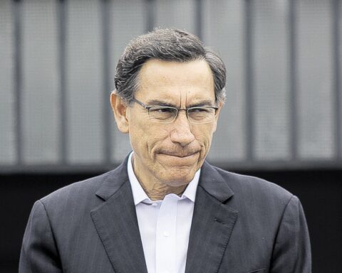 Martín Vizcarra urges Congress to request a change of Ministers of Health, Transport and Energy