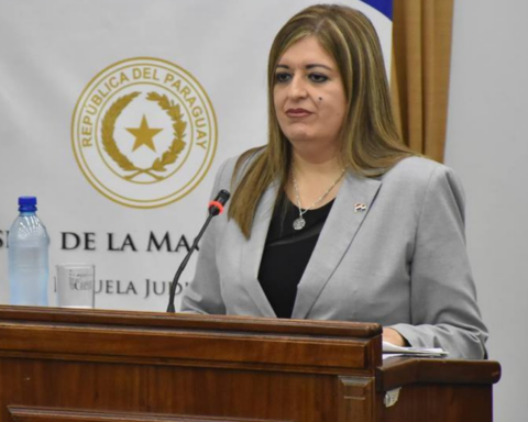 Masi asks for support for the dismissal of Sandra Quiñónez