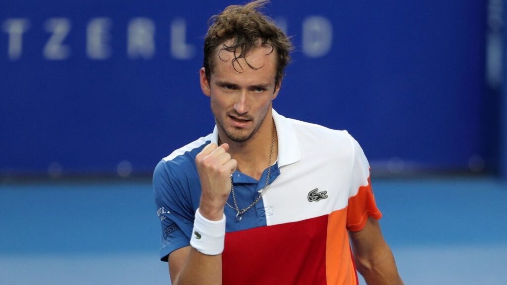 Tennis - ATP 500 - Abierto Mexicano - The Fairmont Acapulco Princess, Acapulco, Mexico - February 24, 2022 Russia's Daniil Medvedev reacts during his quarter final match against Japan's Yoshihito Nishioka REUTERS/Henry Romero