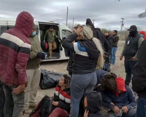 Mexico detains 24 Cubans who were preparing to cross the Rio Grande into the US