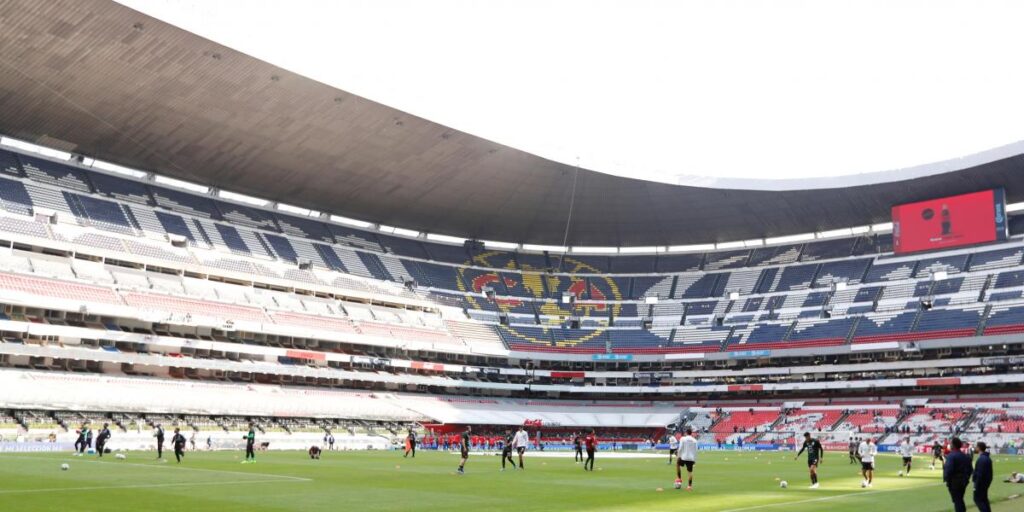 Mexico is fed up and imposes a heavy hand in the stadiums