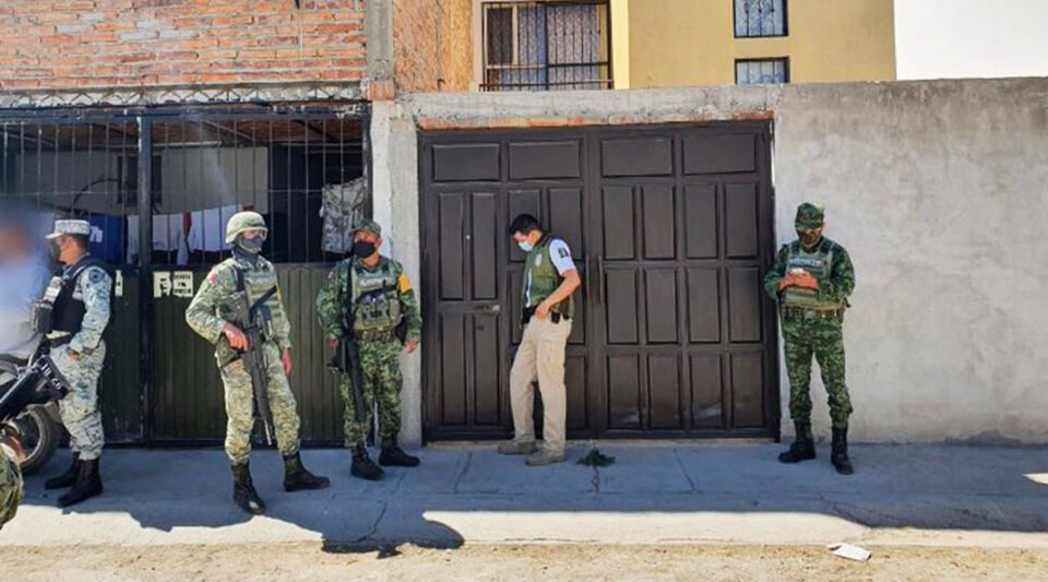 Migration detains 25 Cubans hidden in a house in the Mexican state of Jalisco