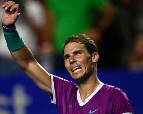 Spain's Rafael Nadal celebrates after defeating US Stefan Kozlov during their Mexico ATP Open 500 men's singles tennis match at the Arena GNP in Acapulco, Mexico, on February 23, 2022. (Photo by PEDRO PARDO / AFP)