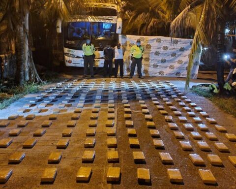 "Narcobus" falls with 212 kilos of cocaine on the roads of Valle del Cauca